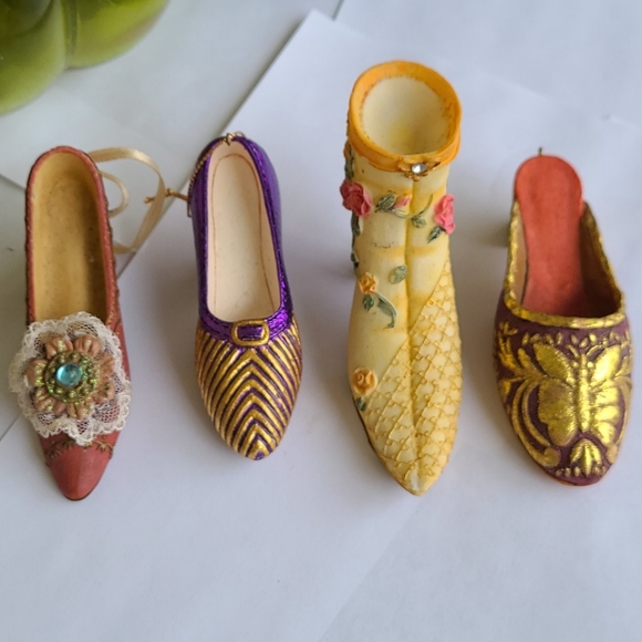 Vintage porcelain painted shoe ornaments